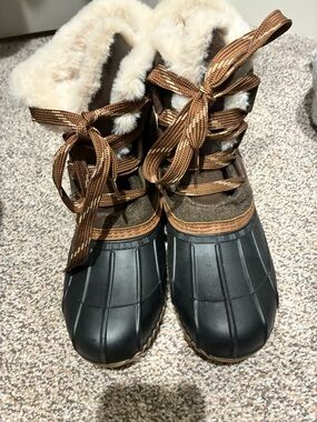 Maurices Tan and Brown Faux-Shearling Lace-Up Boots